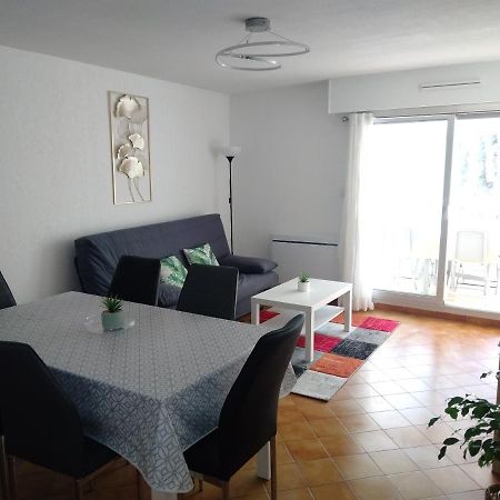 Capri Apartman Saint-Elme Kültér fotó