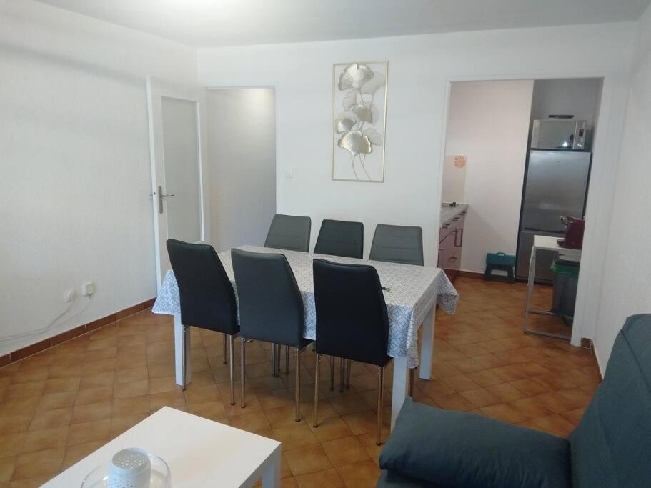 Capri Apartman Saint-Elme Kültér fotó